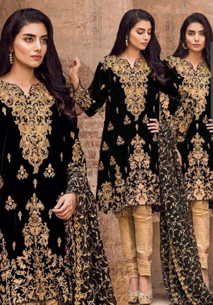 *iznik bridal embroidery velvet suit with embroidery chiffon Dupatta *